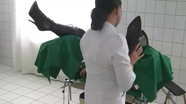 آنها نمی توانند بگویند خروس 13 اینچی فیلم سوپر خارجی داستانی