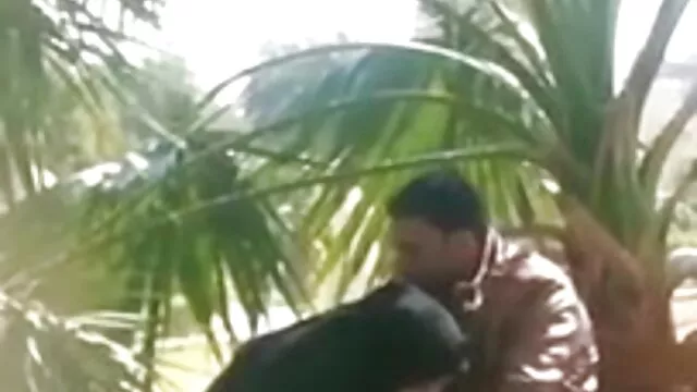 یک پرستار بچه پوست جدیدترین فیلم سوپر خارجی کم رنگ توسط صاحب خانه مجازات می شود