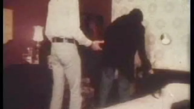 سارا استون دانلود کلیپ سوپر خارجی و میسی آنجا هستند
