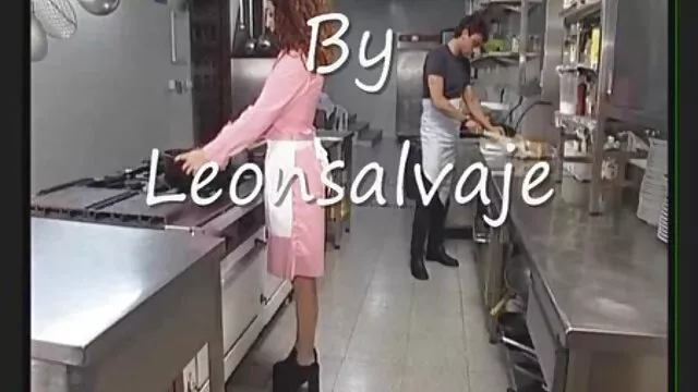 بزرگ هیولا خروس بزرگ گربه ناز گربه فیلم سوپر خارجی شهوتی کوچک آسیایی